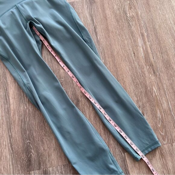 Lululemon Train times leggings high Rise mesh side panel women’s size 6 - Picture 7 of 12